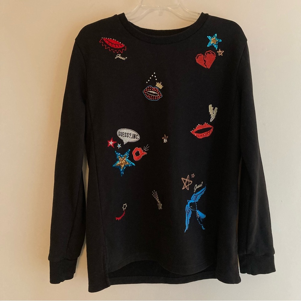 GUESS Women's Sequin Embroidered Sweatshirt, Black, M, Style: YG4K5417